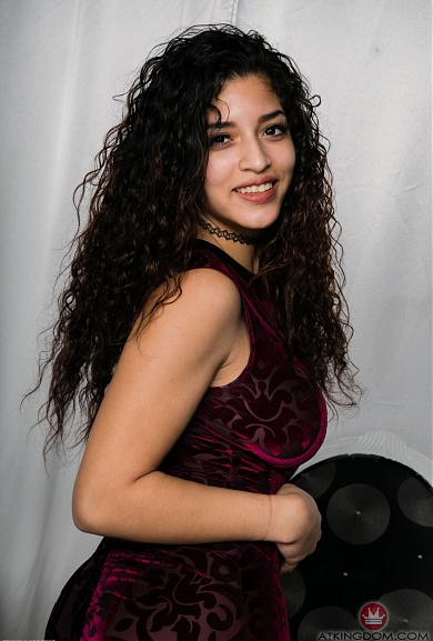 Latina Gabriela Lopez