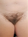 Hairy Girl Yanna